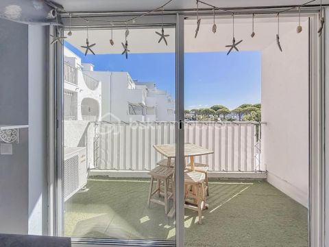 A louer STUDIO NEUF 18 M2 TERRASSE BORD DE MER LE GRAU DU ROI