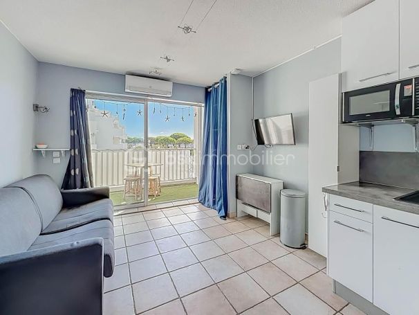 A louer STUDIO NEUF  18 M2 TERRASSE BORD DE MER LE GRAU DU ROI