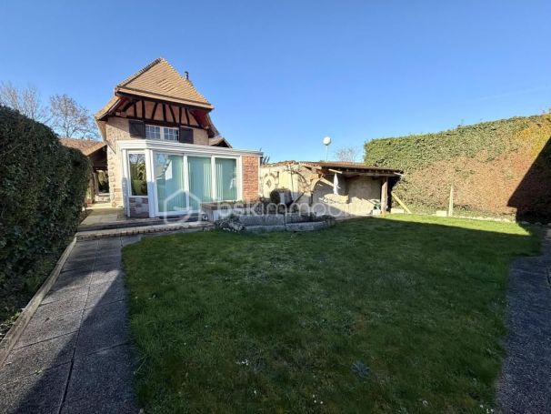 A vendre LONGèRE  5 PIECES 125 M2  TOURVILLE LA RIVIERE