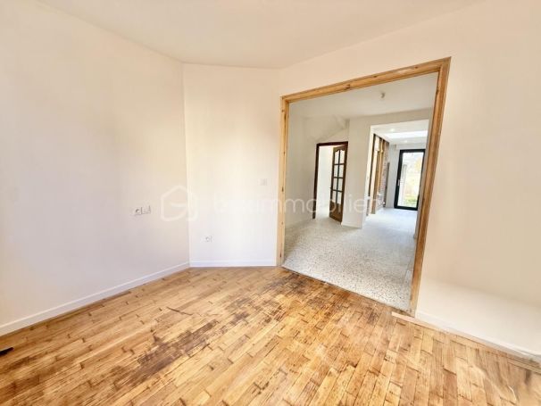 A louer LOFT  4 PIECES 90 M2  AMIENS