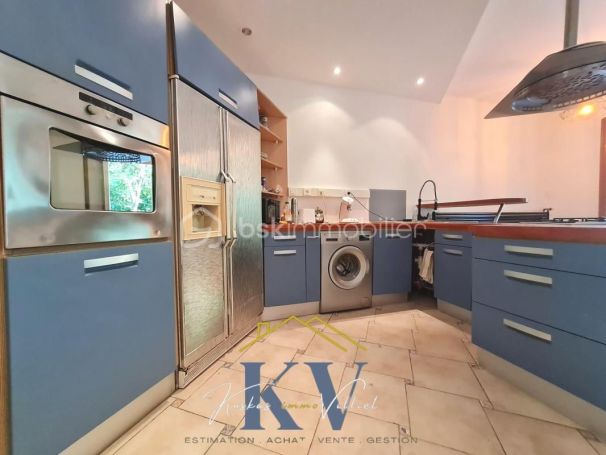 A louer APPARTEMENT T5 86 M2  MONTPELLIER