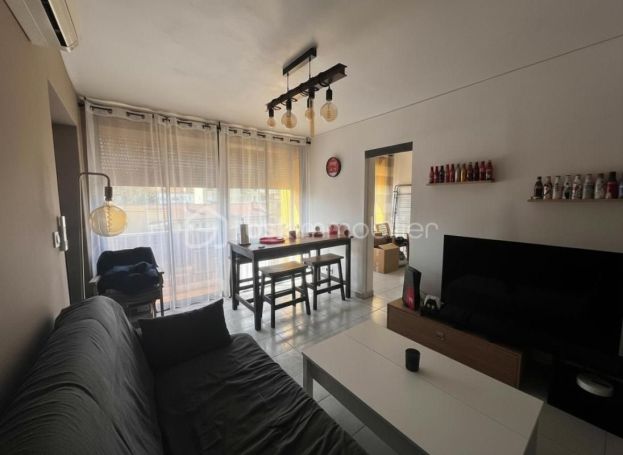 A louer APPARTEMENT T4 60 M2 BORD DE MER LA SEYNE SUR MER