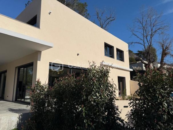 A louer MAISON  CONTEMPORAINE  VALBONNE