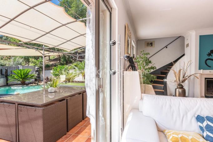 A louer MAISON  6 PIECES 125 M2 BORD DE MER HYERES