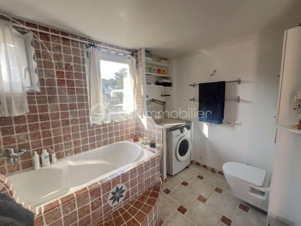 A louer APPARTEMENT T2 32 M2 TERRASSE VUE MER FREJUS