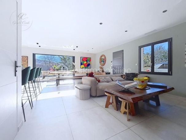 A louer MAISON  CONTEMPORAINE  MONTAUROUX