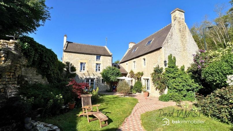 A louer LOFT  11 PIECES 270 M2  CAEN