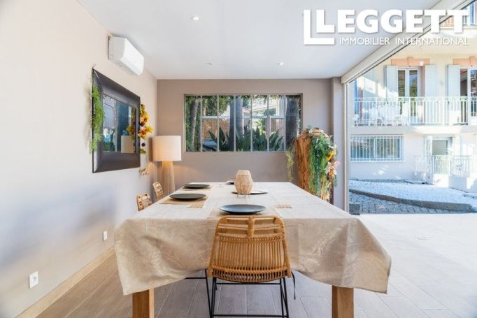 A vendre MAISON  7 PIECES 400 M2 VUE MER VALLAURIS