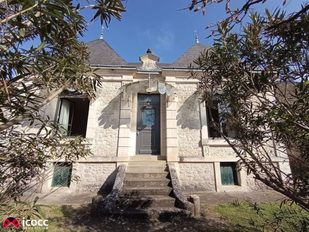 A louer MAISON DE MAîTRE LUCON