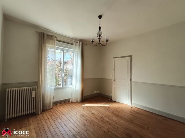 A louer MAISON DE MAîTRE LUCON