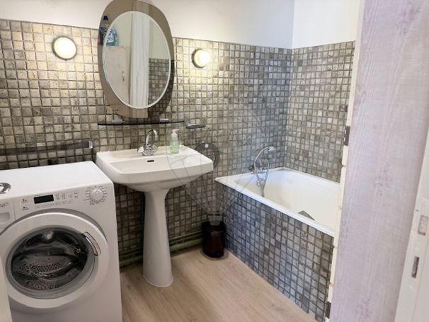 A louer STUDIO  38 M2 VUE MER VAUX SUR MER