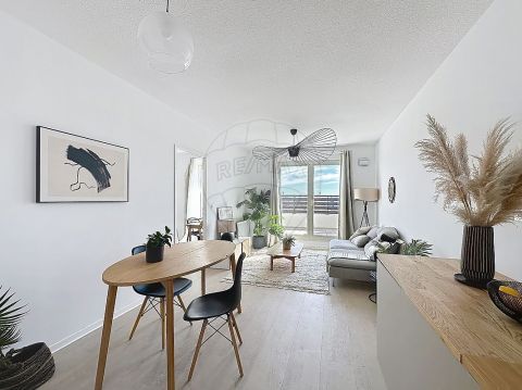 A louer APPARTEMENT DUPLEX NEUF T3 70 M2 TERRASSE NIMES