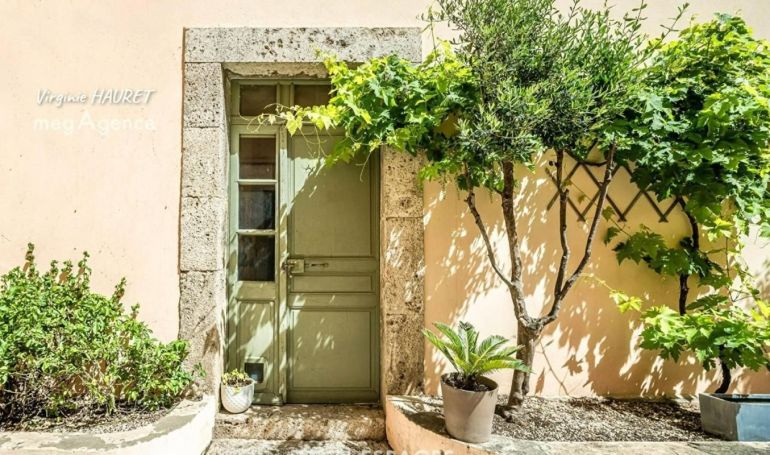 A louer MAISON  DE MAîTRE  LEZIGNAN CORBIERES