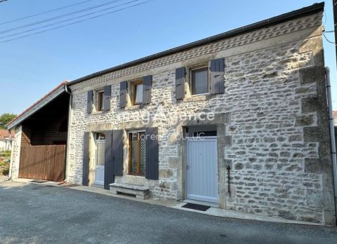 A louer LOFT 3 PIECES 128 M2 COURANT