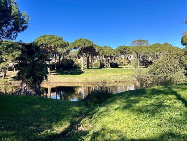 A louer APPARTEMENT T2 44 M2 BORD DE MER SAINT RAPHAEL