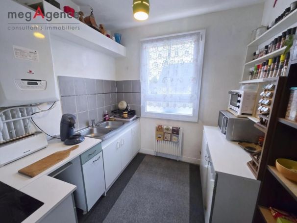 A louer APPARTEMENT T2 34 M2  CAEN