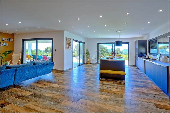 A louer MAISON  5 PIECES 172 M2 VUE MER BASTELICACCIA