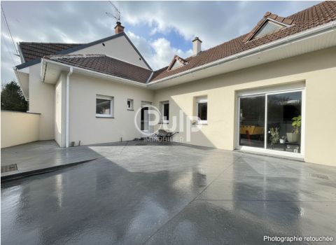 A louer LONGèRE  8 PIECES 225 M2  ENQUIN LEZ GUINEGATTE