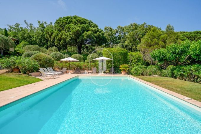 A louer MAISON  D'ARCHITECTE BORD DE MER LA CROIX VALMER