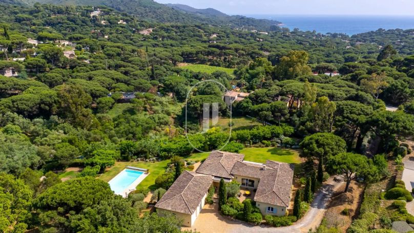 A louer MAISON  D'ARCHITECTE BORD DE MER LA CROIX VALMER