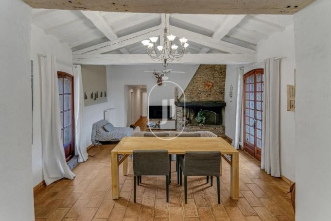 A louer MAISON  DE MAîTRE  LA MOLE