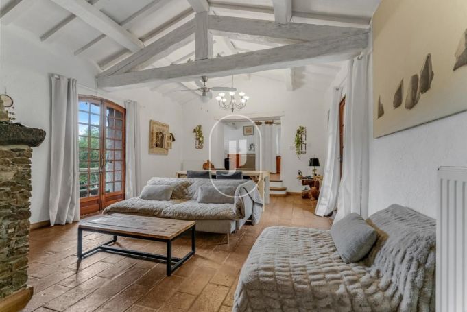 A louer MAISON  DE MAîTRE  LA MOLE