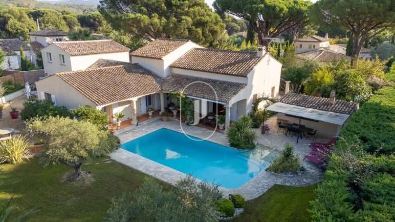 A louer MAISON  CONTEMPORAINE BORD DE MER COGOLIN