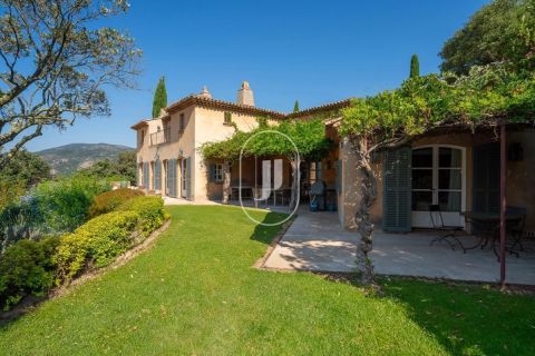 A louer MAISON CONTEMPORAINE LE PLAN DE LA TOUR