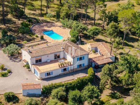 A louer LOFT 9 PIECES 340 M2 TARADEAU