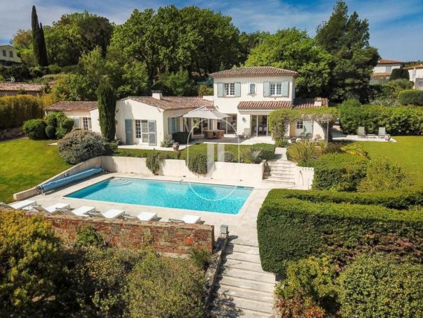 A louer MAISON  DE MAîTRE VUE MER GRIMAUD