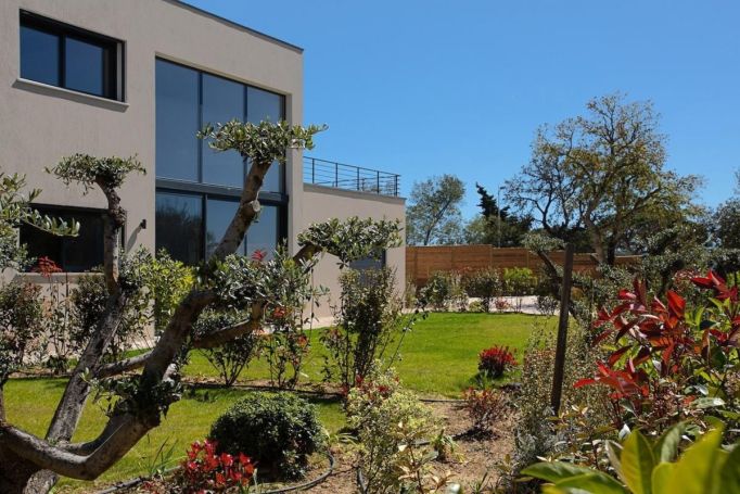 A vendre MAISON CONTEMPORAINE VUE MER GRIMAUD