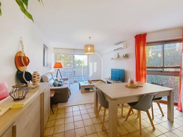 A louer APPARTEMENT NEUF T2 50 M2 TERRASSE PLAGE à PIED SAINTE MAXIME