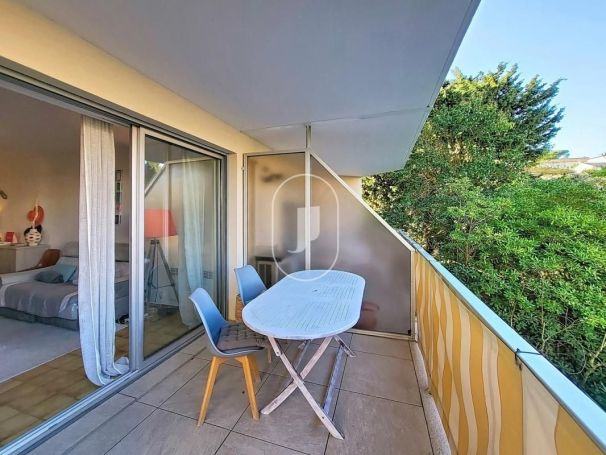 A louer APPARTEMENT NEUF T2 50 M2 TERRASSE PLAGE à PIED SAINTE MAXIME