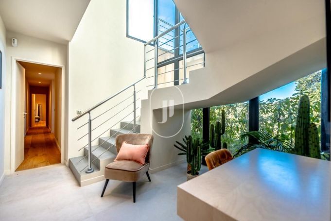 A louer MAISON  CONTEMPORAINE VUE MER GRIMAUD