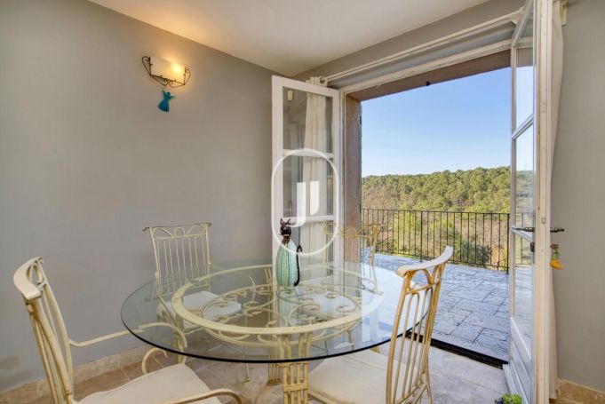 A louer MAISON  DE MAîTRE  LORGUES