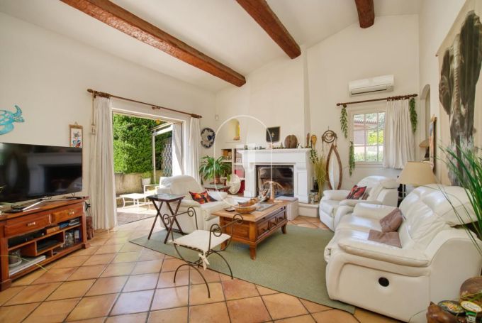 A louer MAISON  CONTEMPORAINE BORD DE MER SAINTE MAXIME