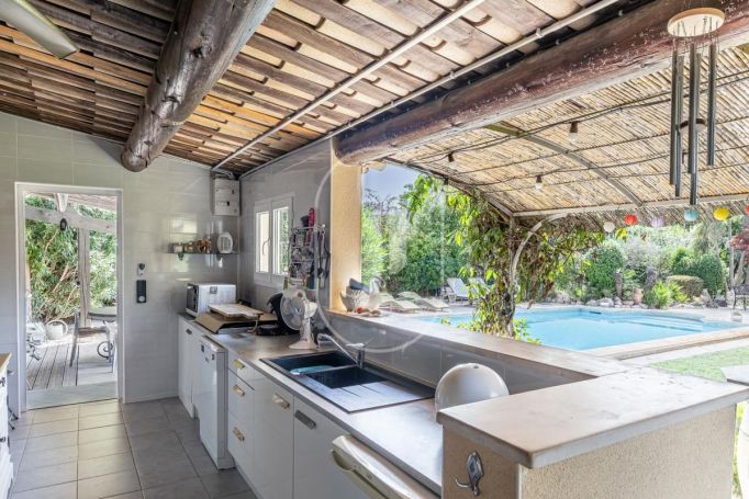 A louer MAISON  DE MAîTRE  SAUVETERRE