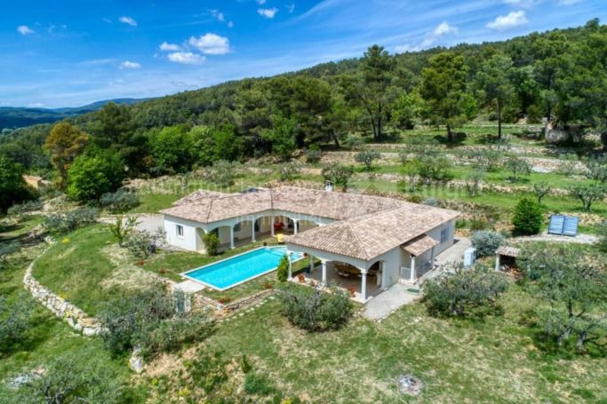 A louer MAISON  CONTEMPORAINE  DRAGUIGNAN