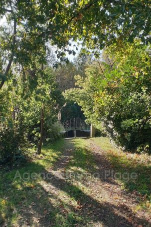 A vendre MAISON  8 PIECES 126 M2 BORD DE MER VENDAYS MONTALIVET