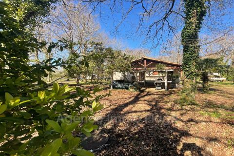 A vendre MAISON  3 PIECES 80 M2  SAINT VIVIEN DE MEDOC campagne