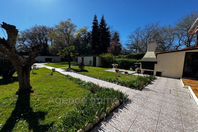 A vendre MAISON  4 PIECES 87 M2  SAINT VIVIEN DE MEDOC