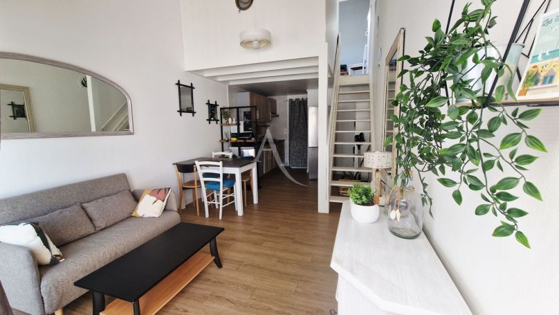 A vendre MAISON  2 PIECES 29 M2 BORD DE MER TALMONT SAINT HILAIRE