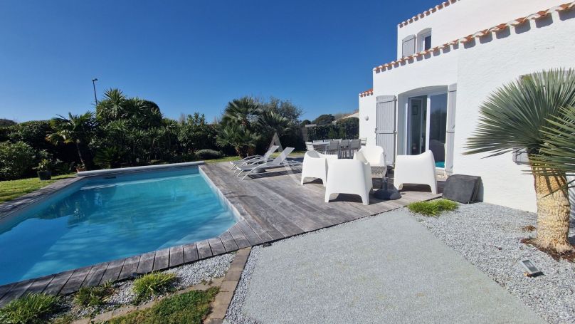 A louer MAISON 6 PIECES 127 M2 BORD DE MER TALMONT SAINT HILAIRE