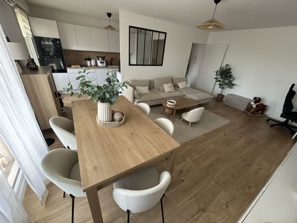 A louer APPARTEMENT T3 66 M2 TERRASSE  MARSEILLE 13EME