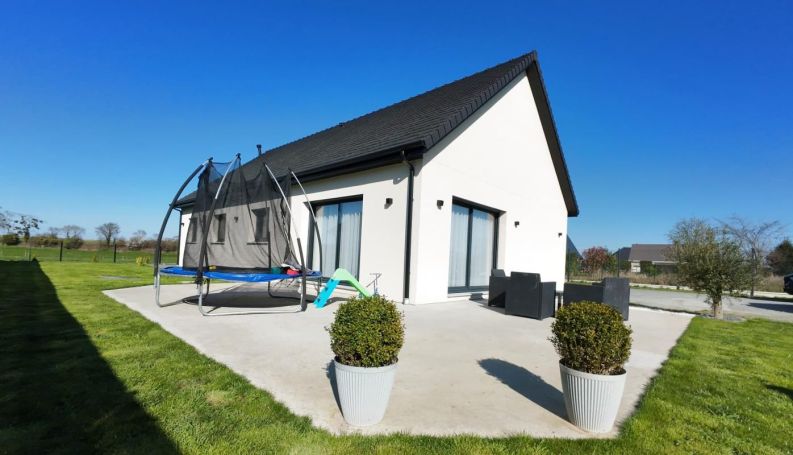 A louer MAISON  CONTEMPORAINE 10 min BORD DE MER OFFRANVILLE