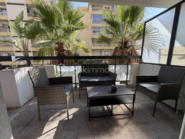 A louer APPARTEMENT T2 42 M2 TERRASSE BORD DE MER SAINT LAURENT DU VAR