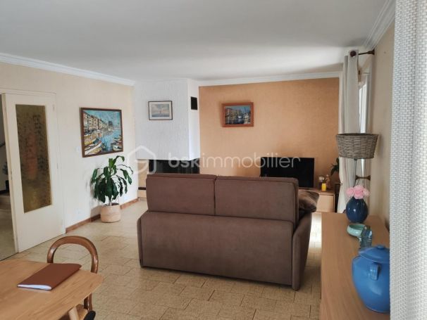 A vendre MAISON  5 PIECES 115 M2 BORD DE MER FRONTIGNAN