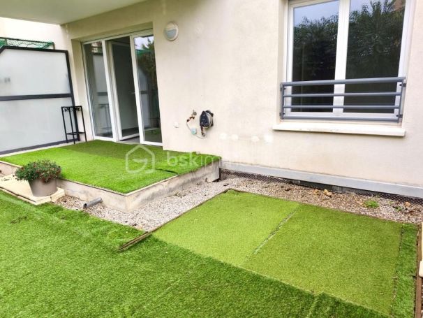 A louer APPARTEMENT T2 45 M2 TERRASSE  DRAGUIGNAN