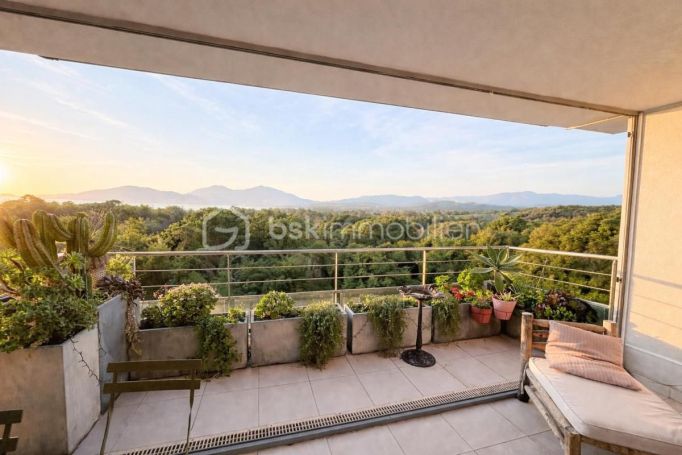A louer APPARTEMENT T3 66 M2 TERRASSE VUE MER GROSSETO PRUGNA