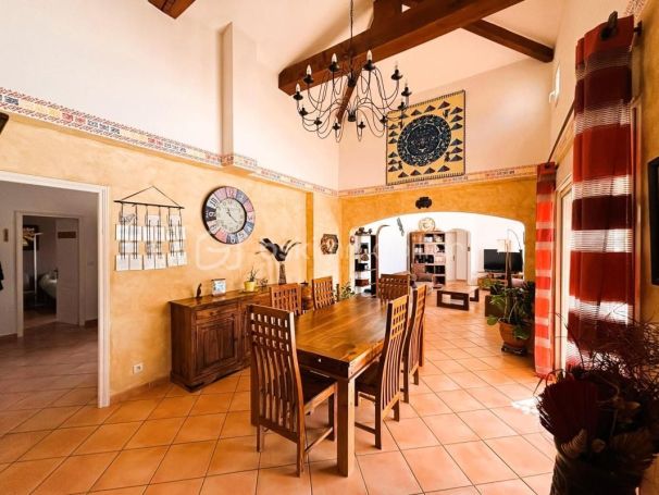 A louer MAISON  6 PIECES 138 M2 BORD DE MER AGDE